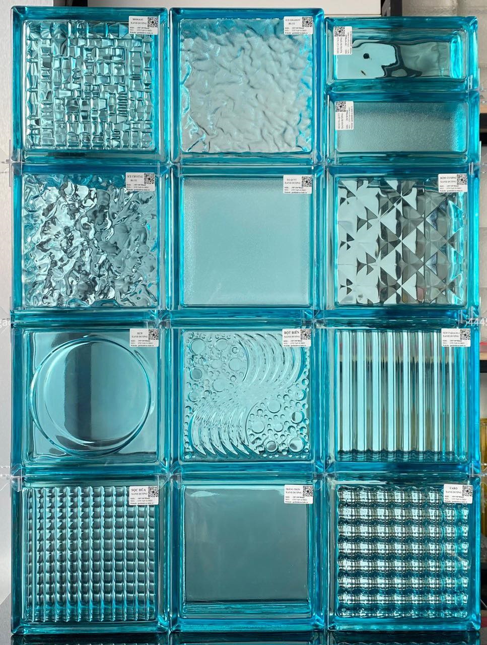 Các mẫu gạch kính rỗng màu xanh lá Các mẫu gạch kính rỗng màu xanh lá